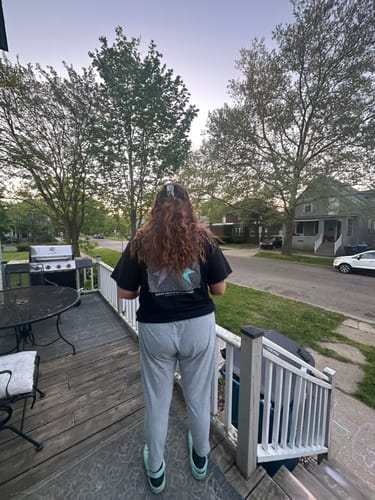 Customer photo review of Round 109 (Unisex Classic Tee | Gildan)