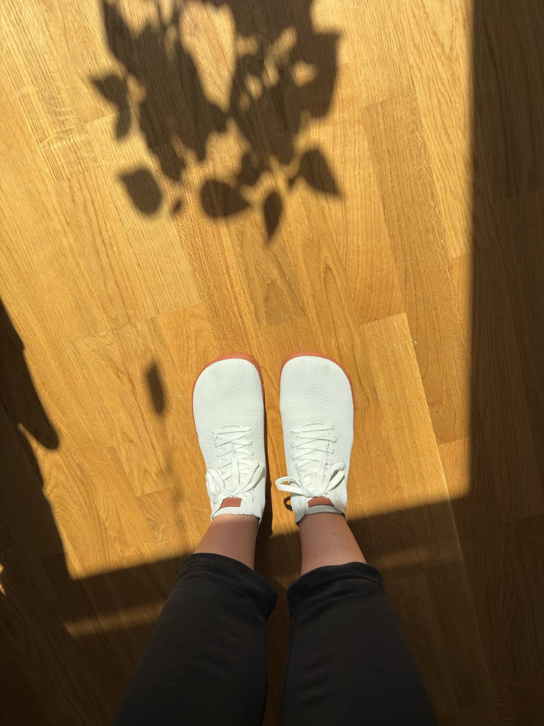 Customer photo review of Vaistoa Iloa Mid -Knitted Barefoot Sneakers