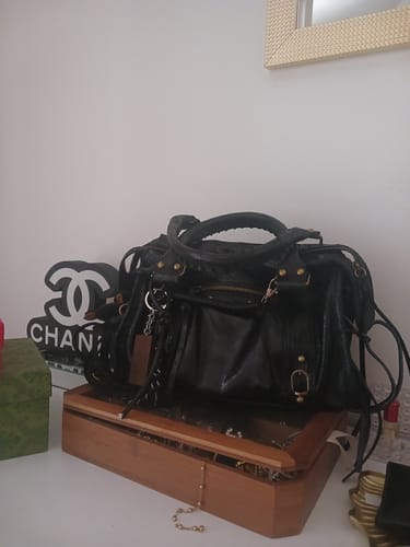 Customer photo review of MARY - NERO