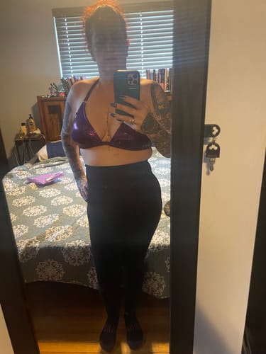 Customer photo review of EDEN TOP - GLITTER GRAPE