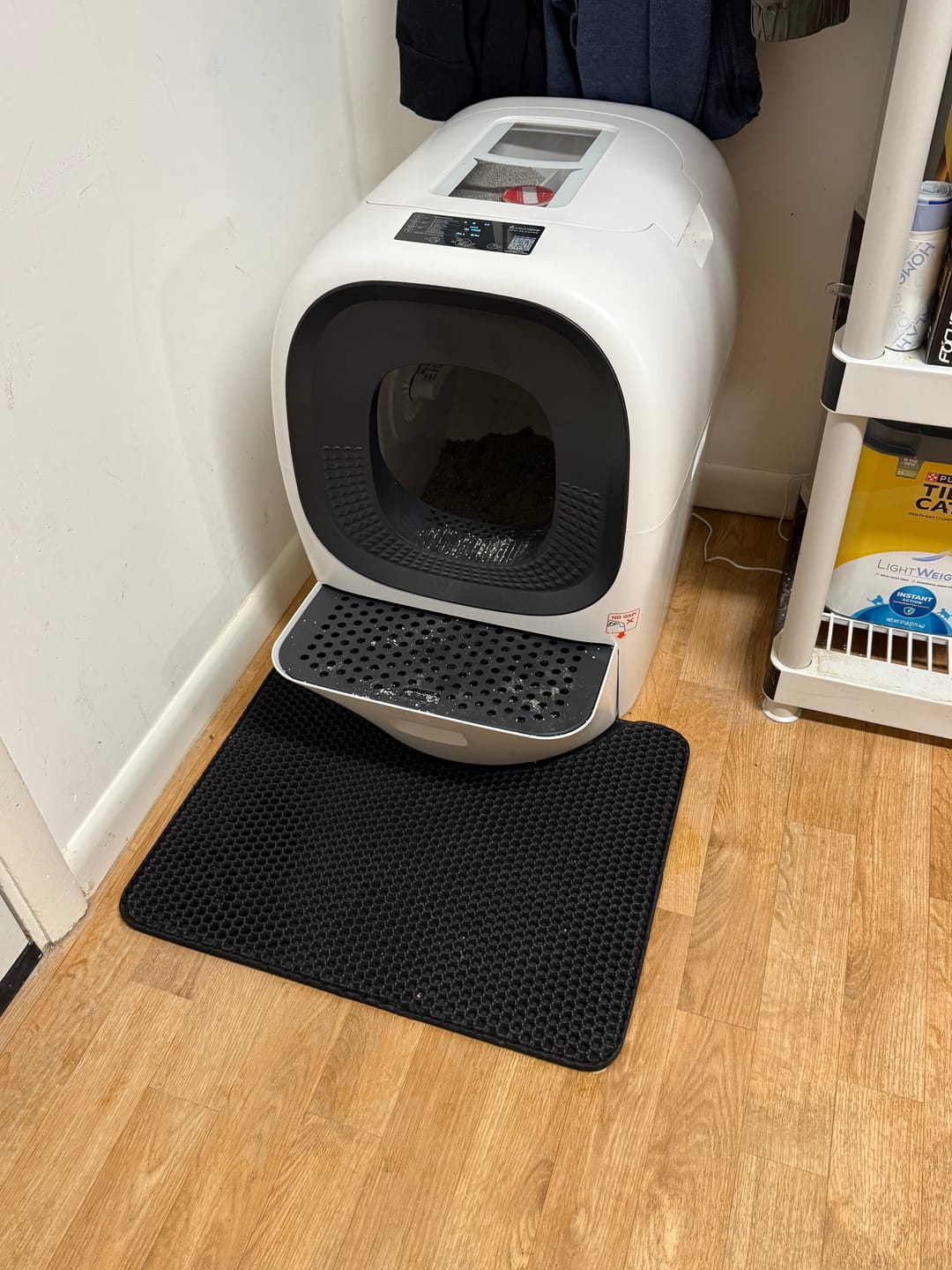Customer photo review of Auto Self-Refill Cat Litter Box Pro