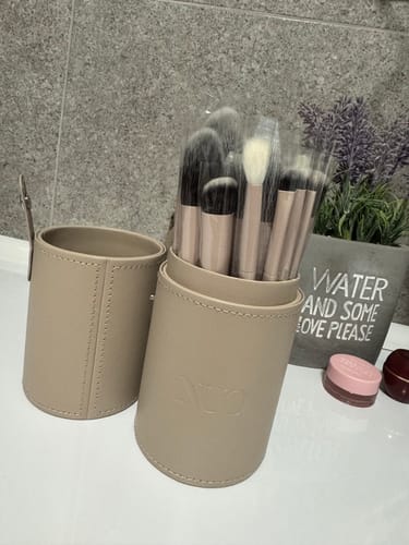 undefined review of Set de Pensule pentru Machiaj - Colectia Completa image 1 out of 1