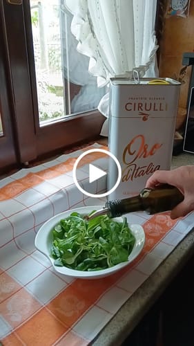 Customer video review of 1 lattina di olio extravergine di oliva • 5 Litri