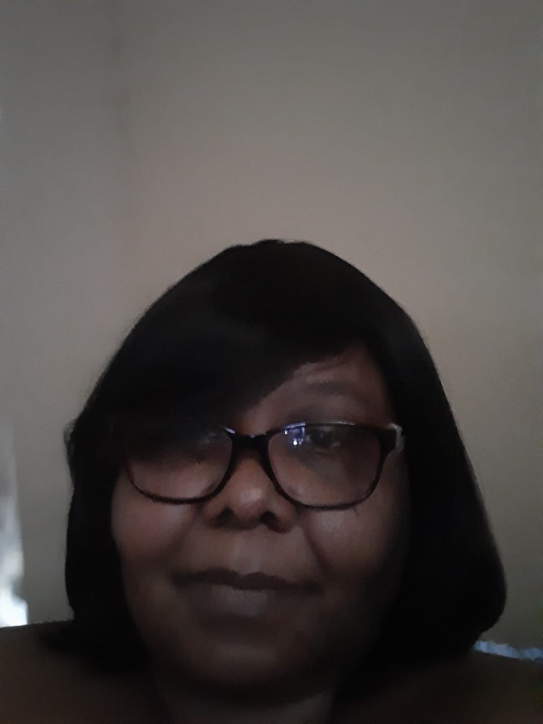 Customer photo review of Bobbi Boss Crown Top Full Wig - M709 CLARA