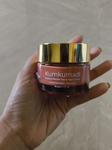 Customer photo review of Kumkumadi Flawless Beauty Day & Night Cream