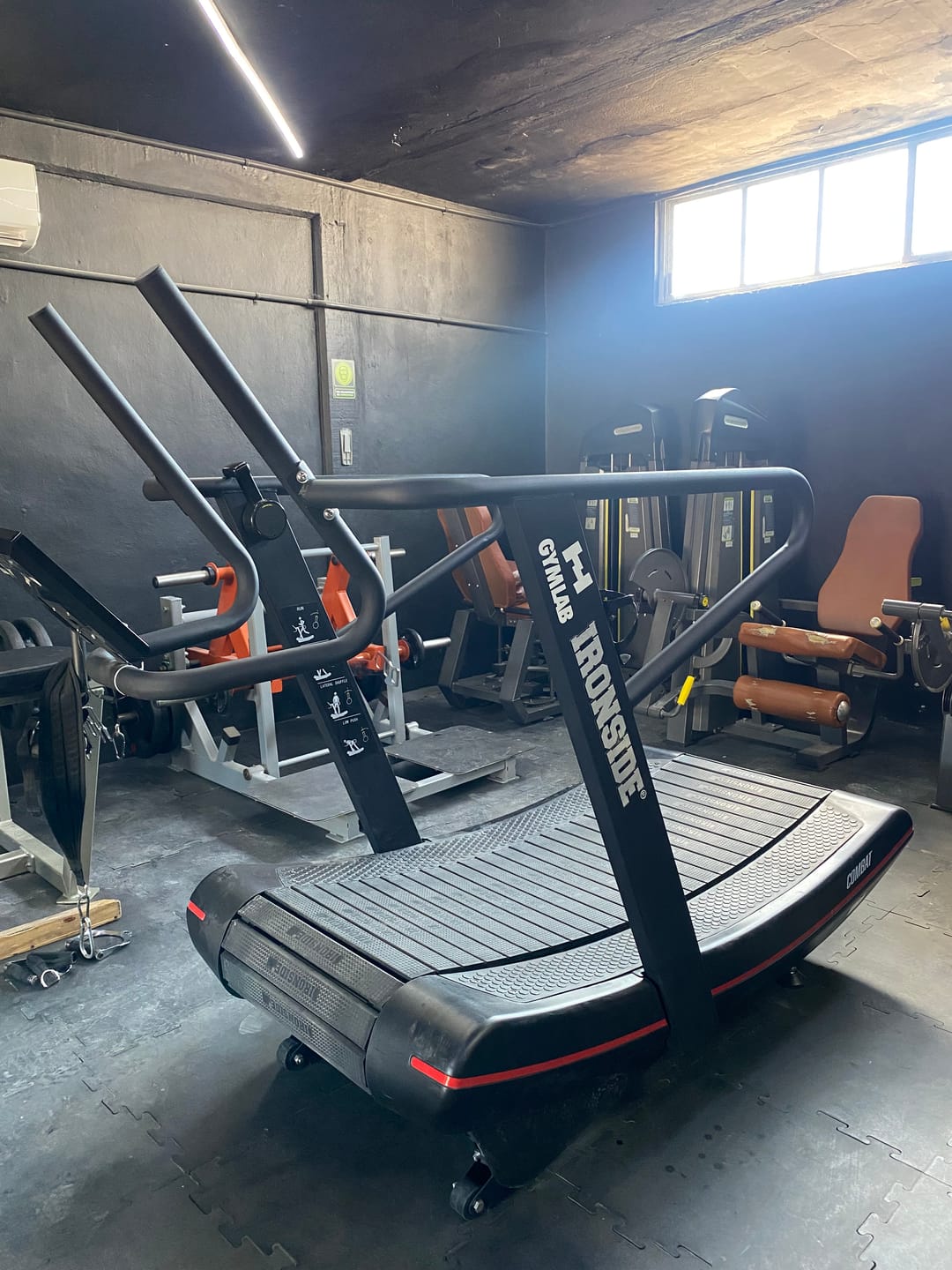 Customer photo review of Caminadora Curva - Air Runner IRONSIDE