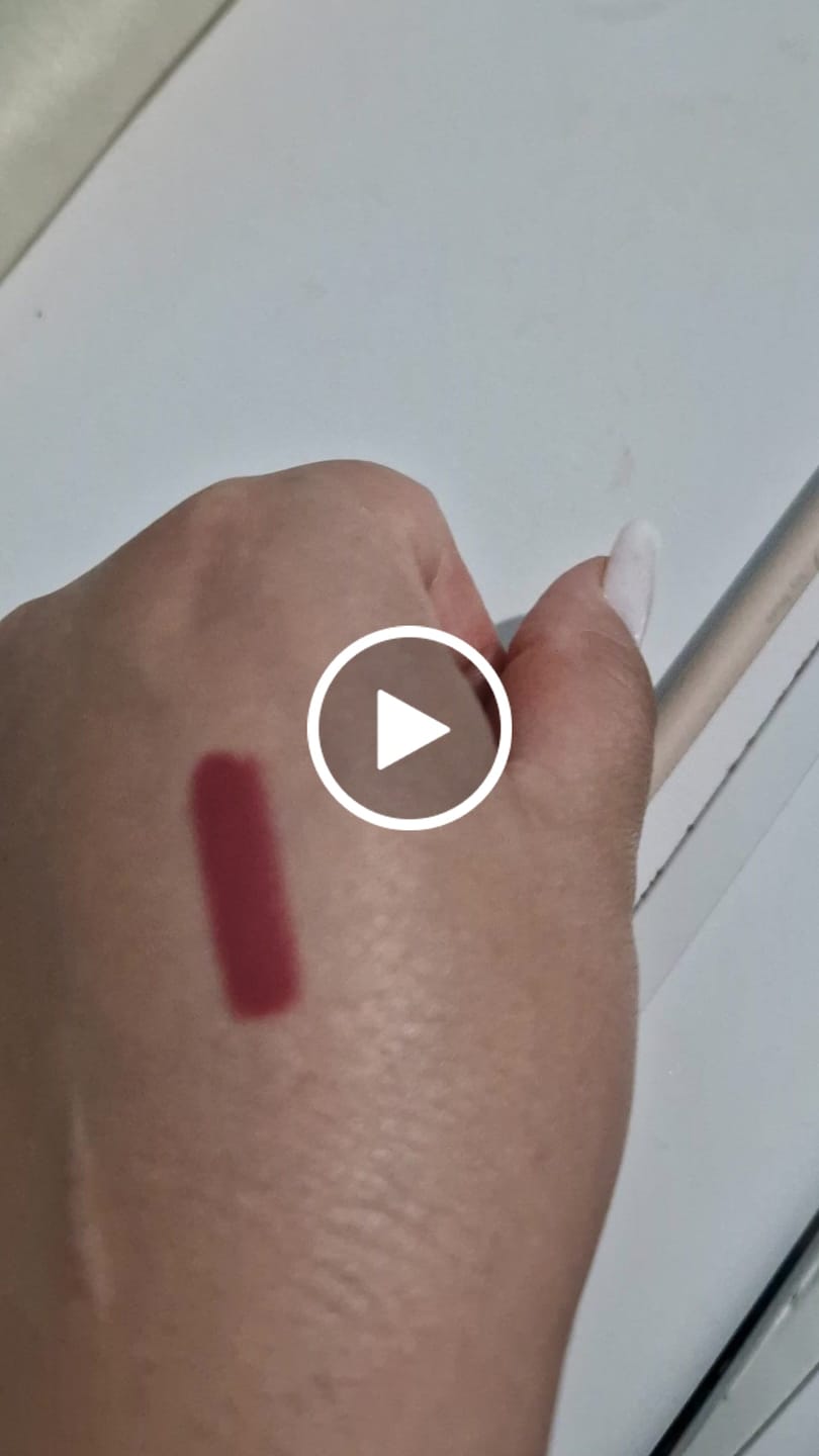 Customer video review of Creion de buze cremos