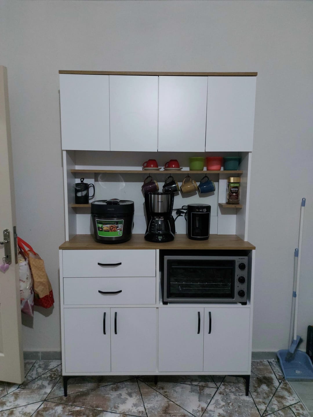 Customer photo review of Rani JE179 Çok Amaçlı Dolap 8 Kapaklı 2 Çekmeceli Kiler Mutfak Dolabı Beyaz - Sepet Ceviz