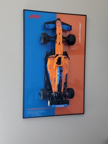 Customer photo review of LED Wall Display Frame for LEGO® Technic McLaren F1 42141 Showcase