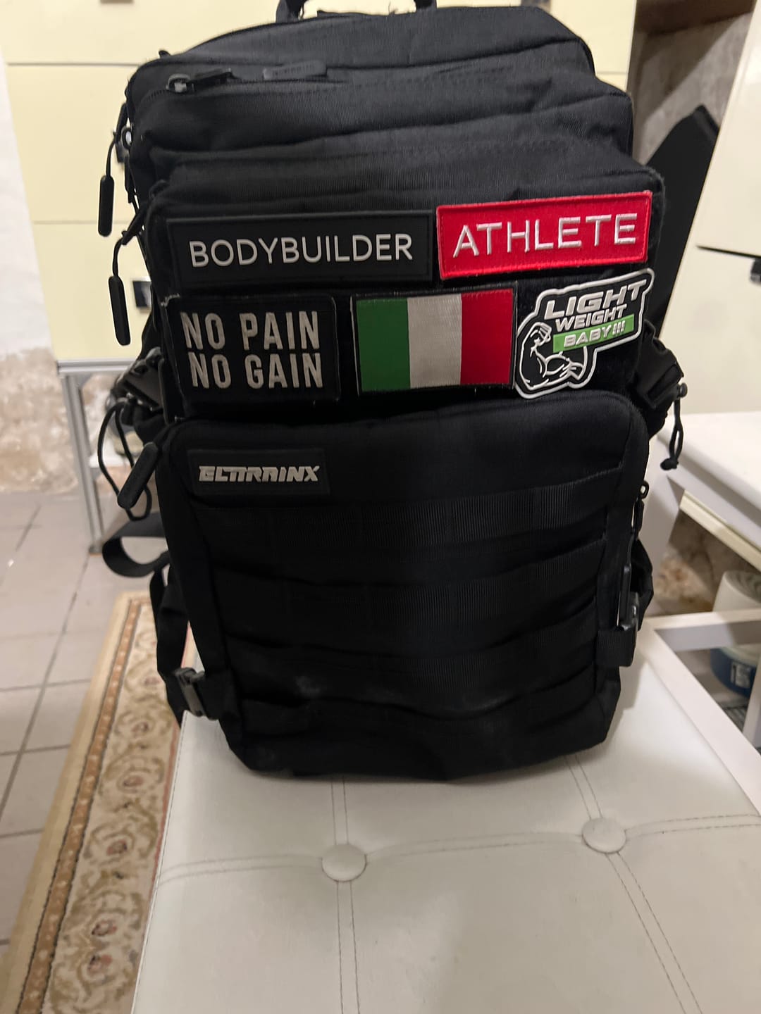 Customer photo review of Mochila Táctica 45L con compartimento para comida Negro