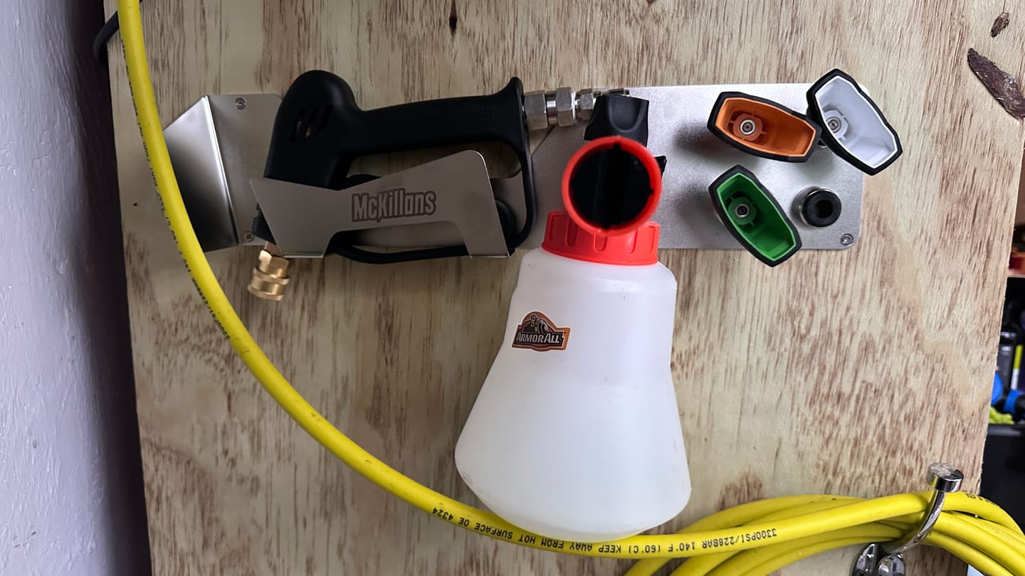 Customer photo review of Swivel Gun