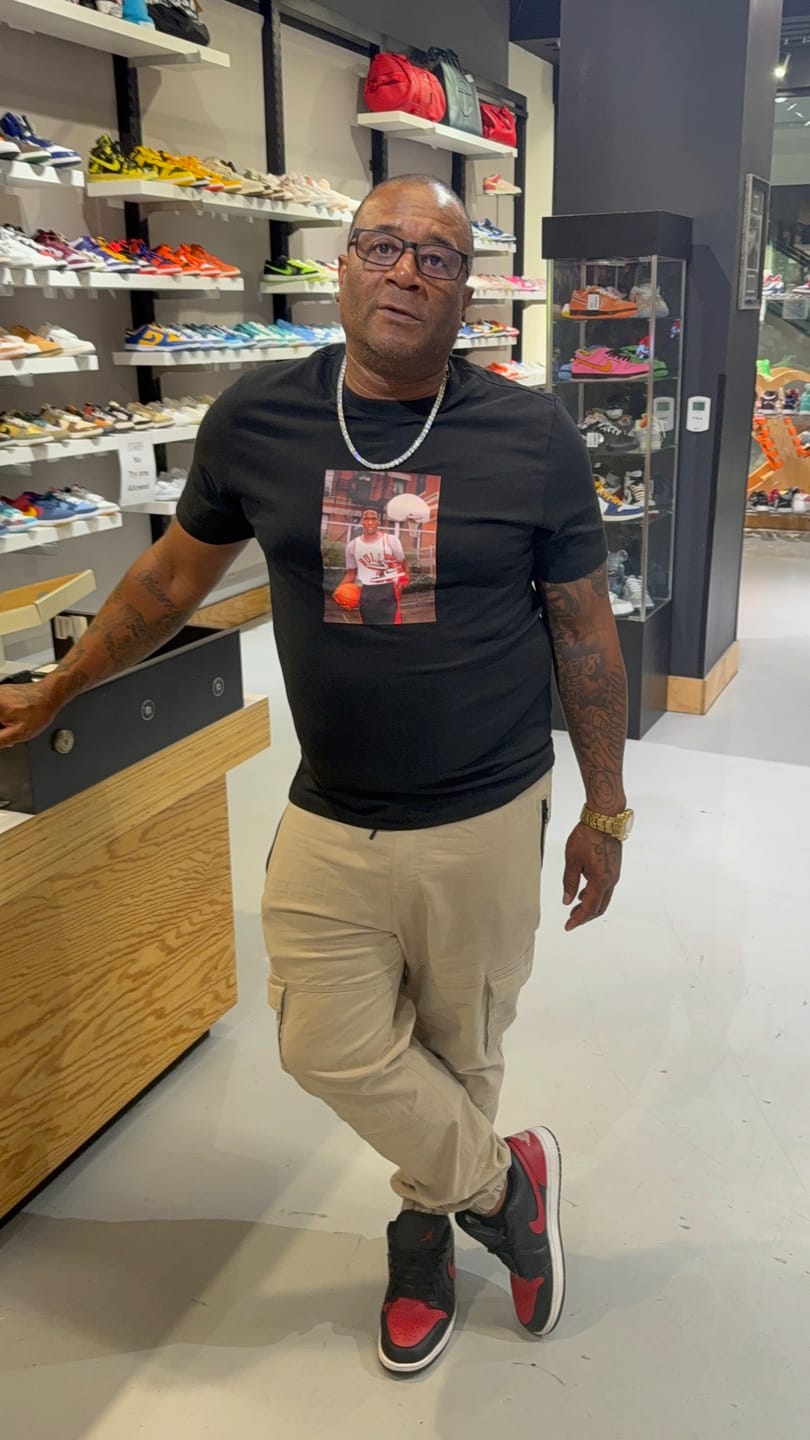 Customer photo review of Premium Adamans Box