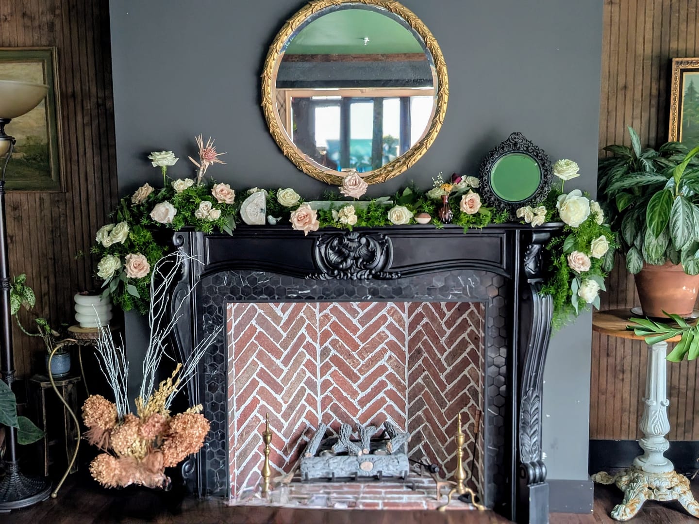 Customer photo review of 25' FRESH Sprengeri, Silver Dollar & Salal Garland