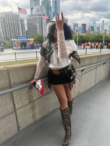 Customer photo review of TEXAS-BLACK WESTERN BOOT