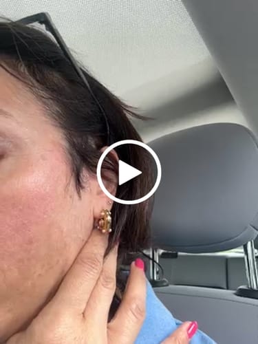 Customer video review of Orecchini "Sussurri di favole"