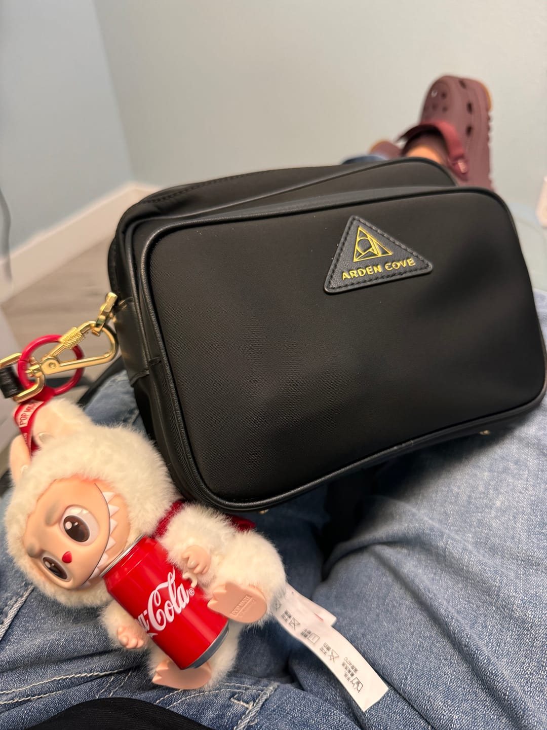 Customer photo review of Crissy Full Crossbody with Locking Clasps Strap
