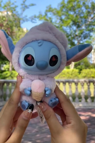 Customer photo review of Stitch Labubu - Boite Surprise 🎁