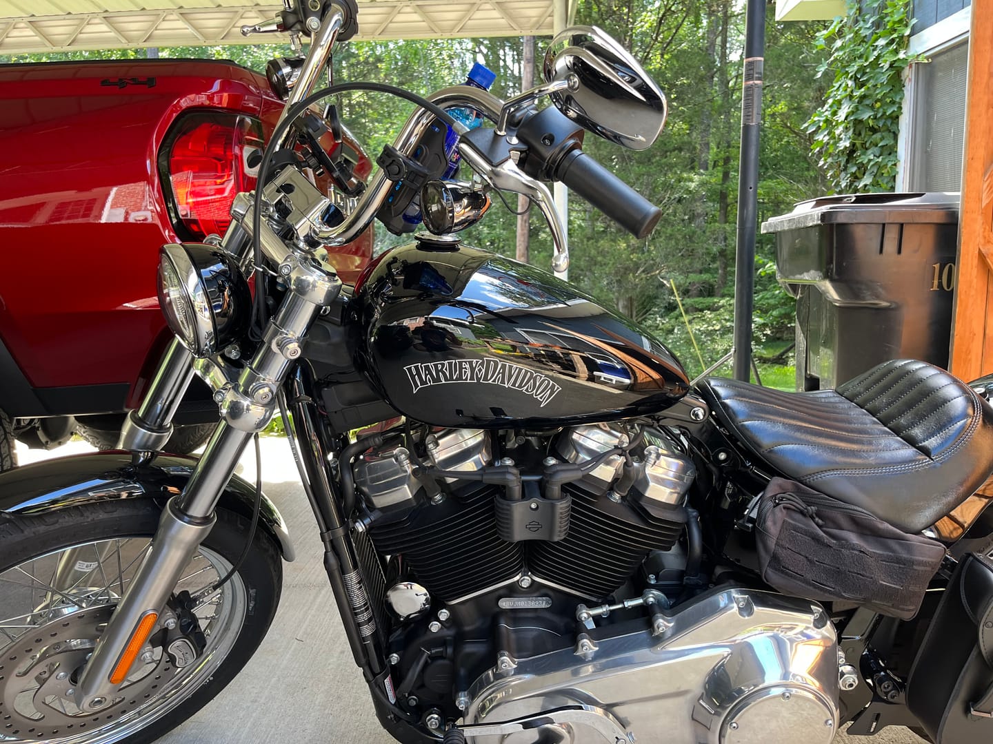Customer photo review of 3L - Dark Age Plain Leather Motorcycle Swing arm Bag For Harley Softail