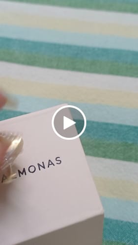 Customer video review of Chevron Ring