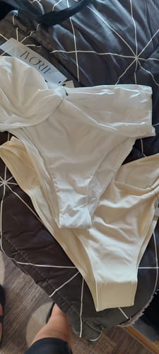 Kundeanmeldelse med bilde av Maldives Bikini Bottom - Offwhite