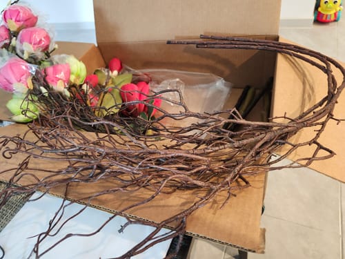 Customer photo review of Bulk 3 Pcs 47" Extra Large Long Curly Willow Branch Corkscrew Branches Tall Artificial Flowers for Floor Vase Wholesale