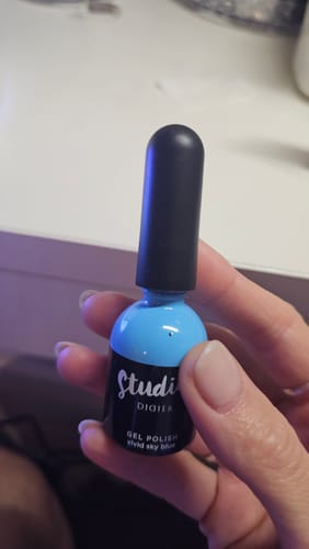 Customer photo review of Gel Polish Studios Didier Lab Vivid Sky Blue, 8ml
