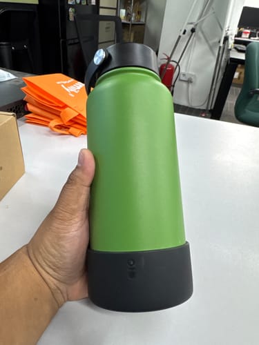 Customer photo review of Camden Ace Bottle Mega