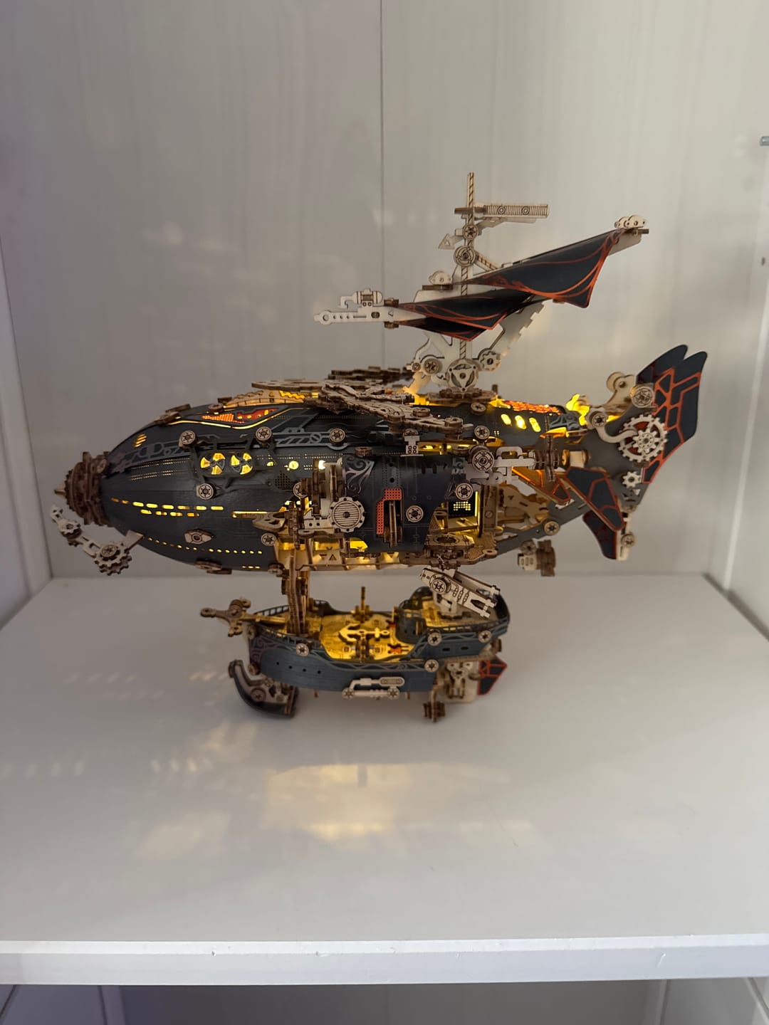 Customer photo review of Rokrgeek Steampunk Airships 3D Wooden Puzzle