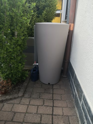 Customer photo review of YourCasa Regentonne 210 Liter [Aquaform] - Frostsicher & Kinderfreundlich