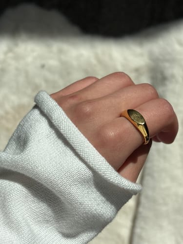 Customer photo review of The Margo Signet Ring