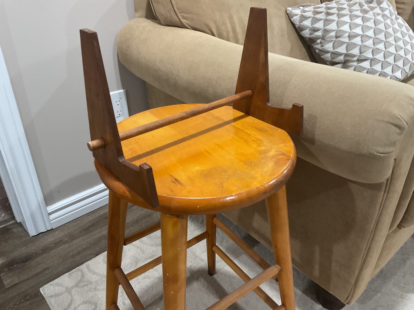 Customer photo review of 7.4x6.5 Cutting Board Stand Acrylic Router Template - Style 1