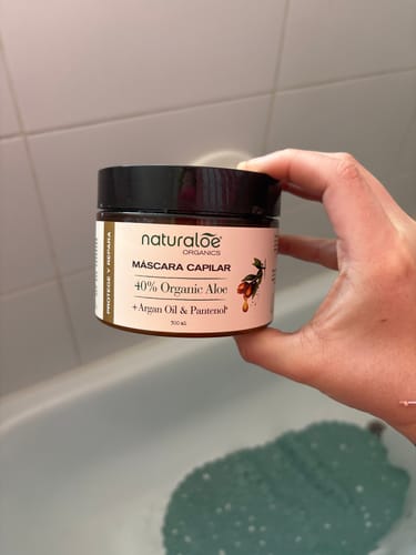 Customer photo review of Mascara Reparación Profunda Aloe & Argán Oil 300ml