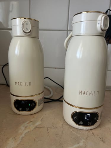 Customer photo review of Big Bundle (Flaschenwärmer + Fläschchenbürste + Milchpulvertransportbox + Schnell-Ladegerät)