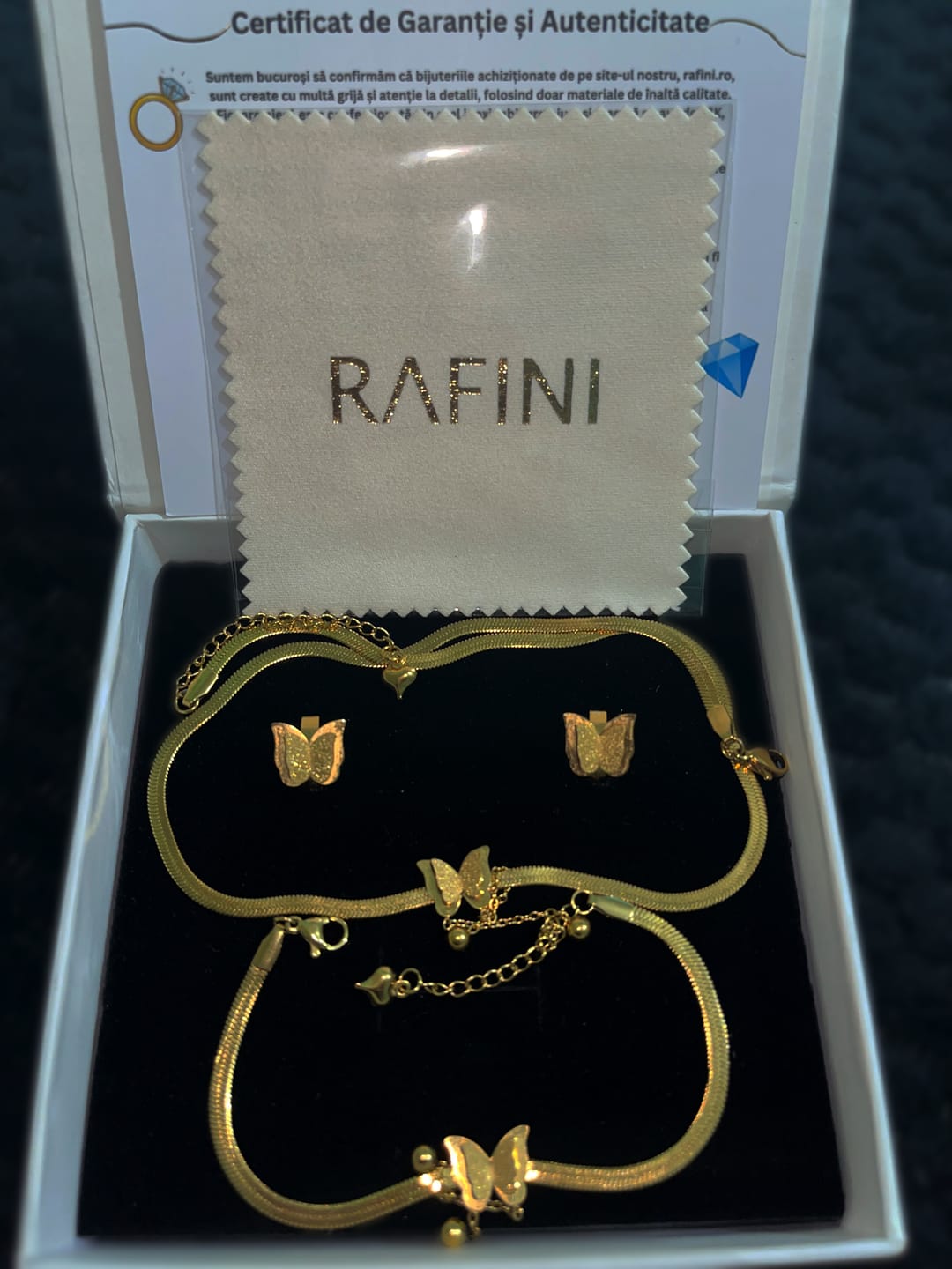 Customer photo review of Set Golden Butterfly