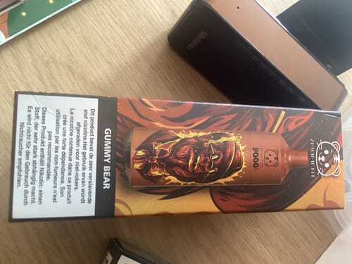 Customer photo review of iMoment - 9000 Puffs - 2% de nicotine - Puff Jetable / Vape Disposable