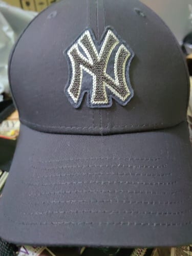 Customer photo review of 9FORTY New York Yankees MLB Chainstitching Graphite Adjustable