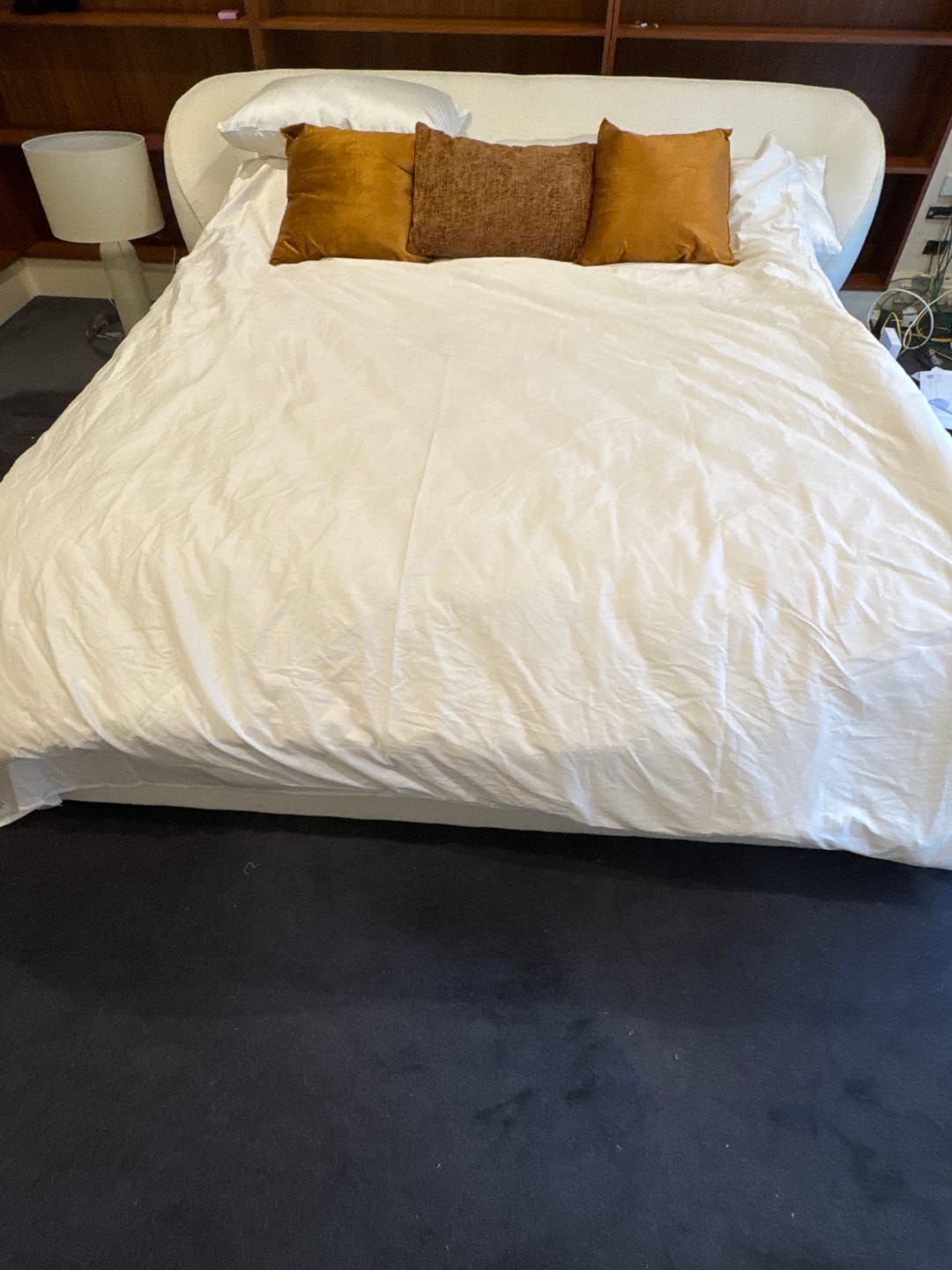 Customer photo review of Pescara Bed