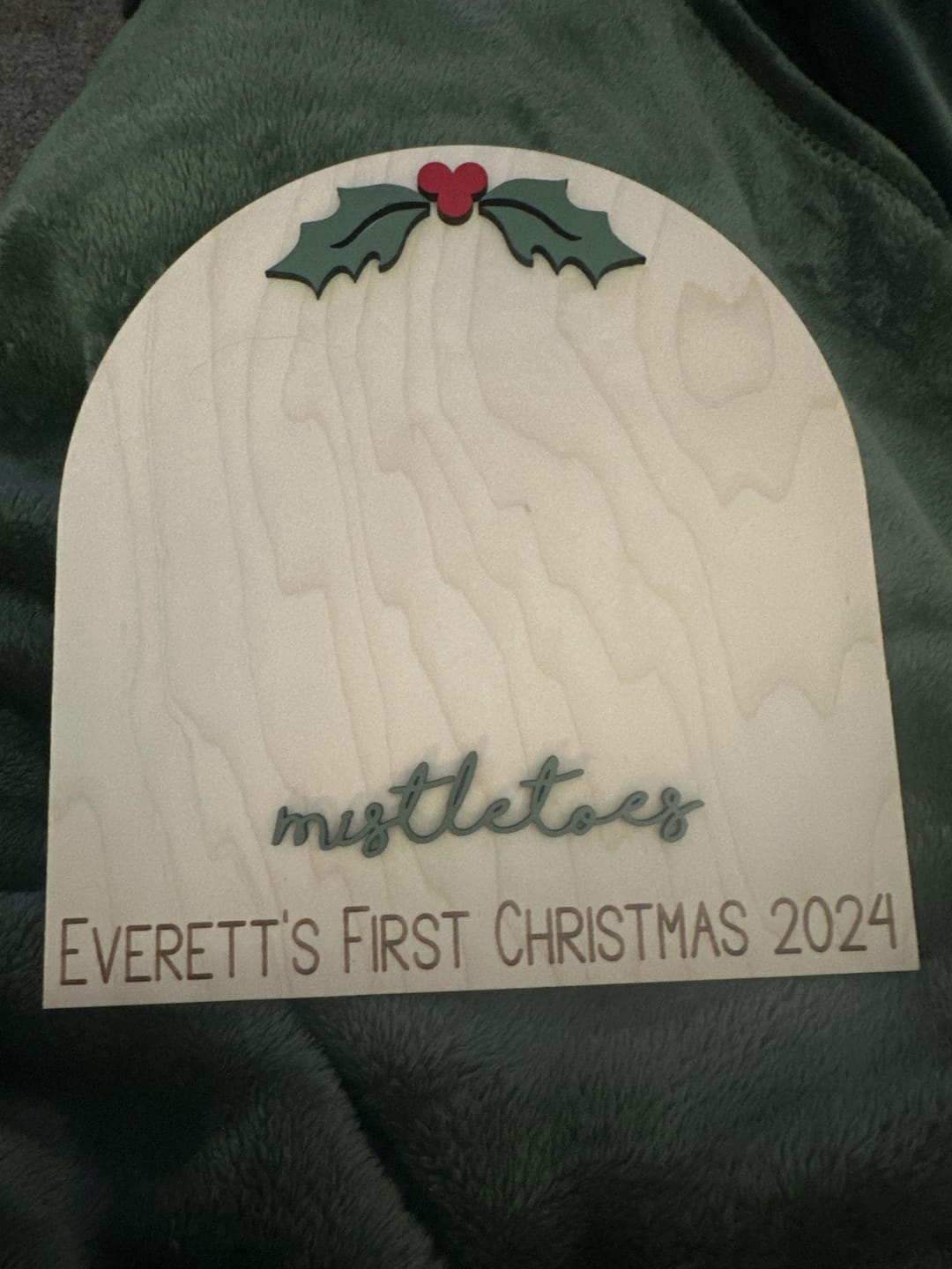 Customer photo review of Baby's First Christmas Mistletoe Footprint Craft