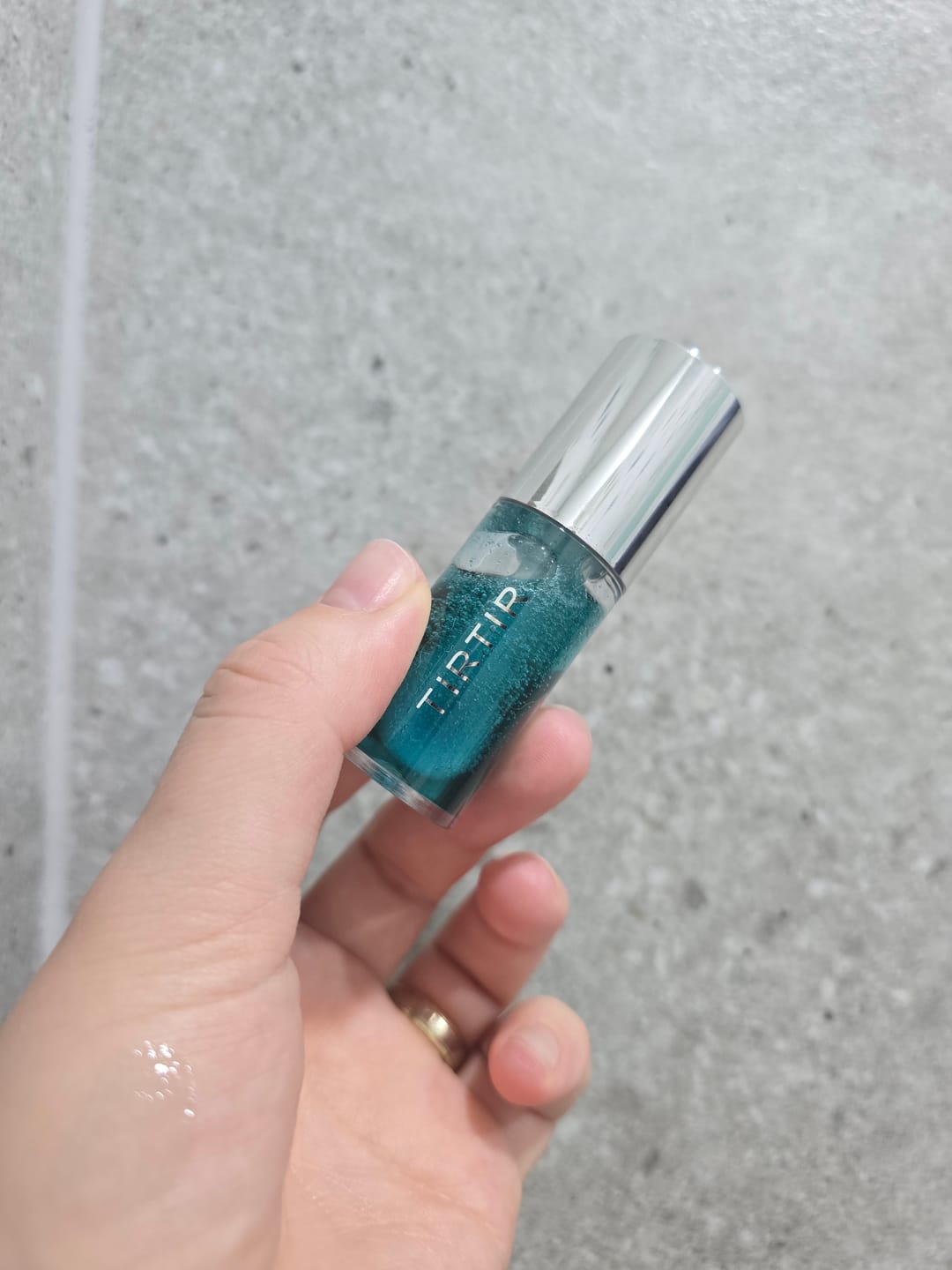 Customer photo review of Mitrinoša eļļa lūpām TirTir My Glow Lip Oil