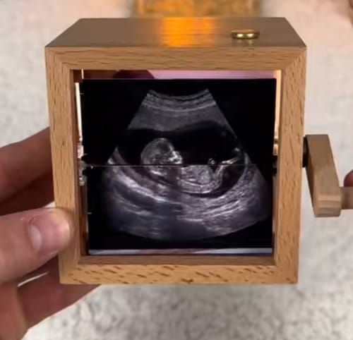 Customer photo review of Custom photo box with a crank