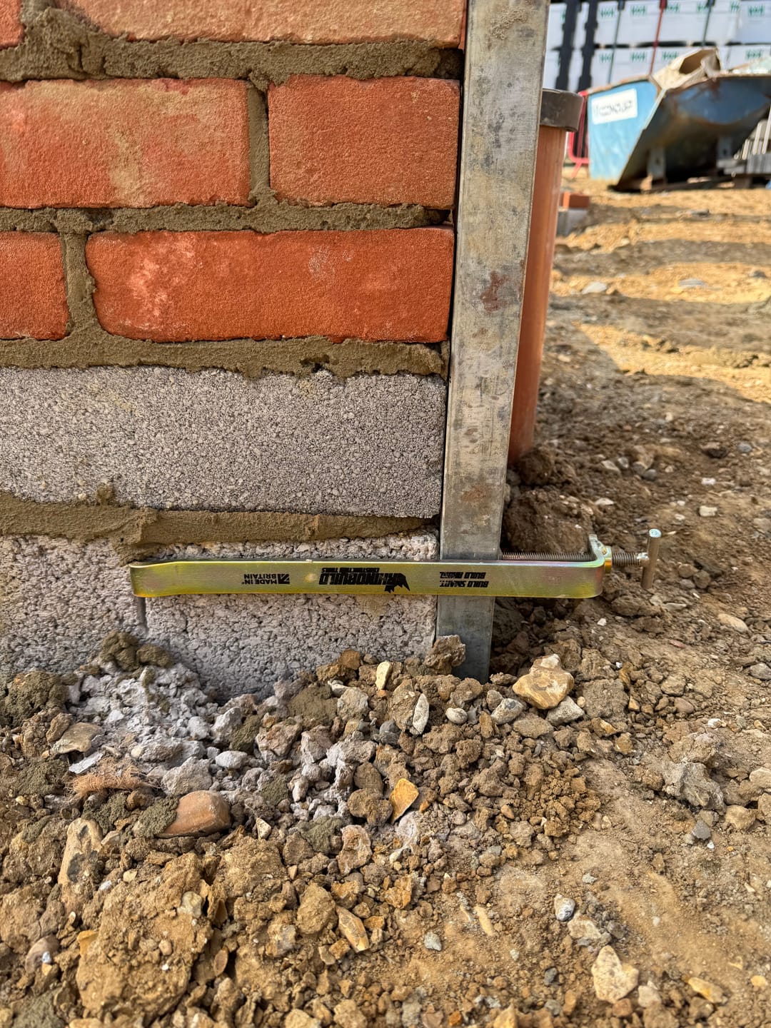 Customer photo review of External Clamp - Medium (215mm - one brick)
