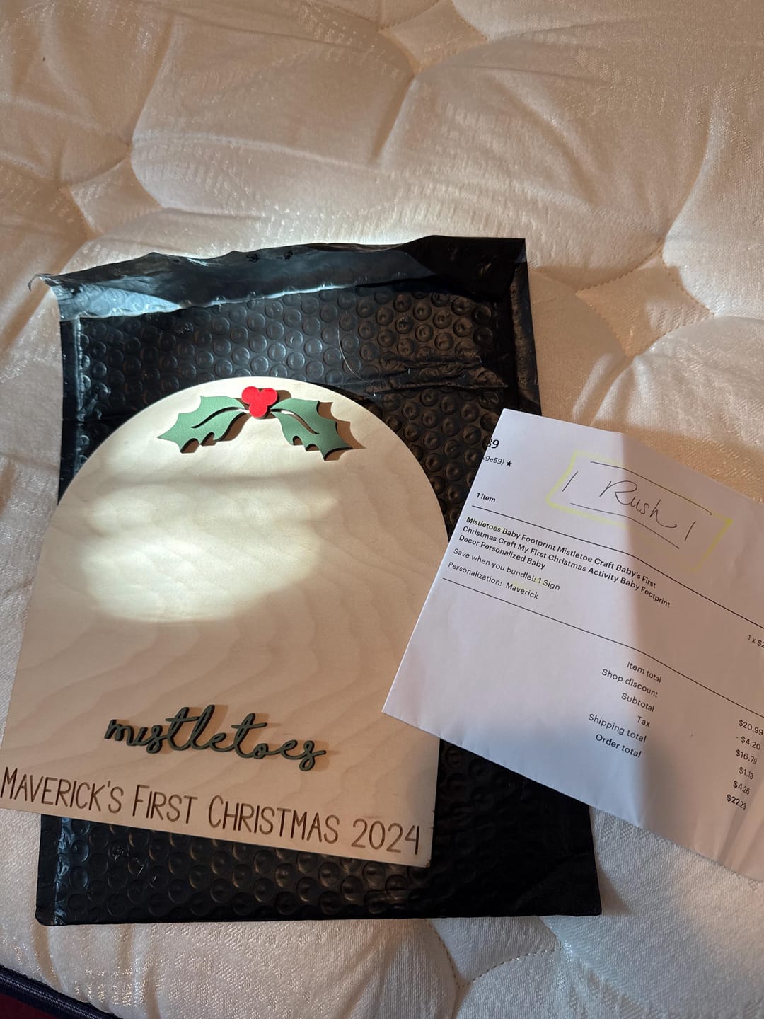 Customer photo review of Baby's First Christmas Mistletoe Footprint Craft