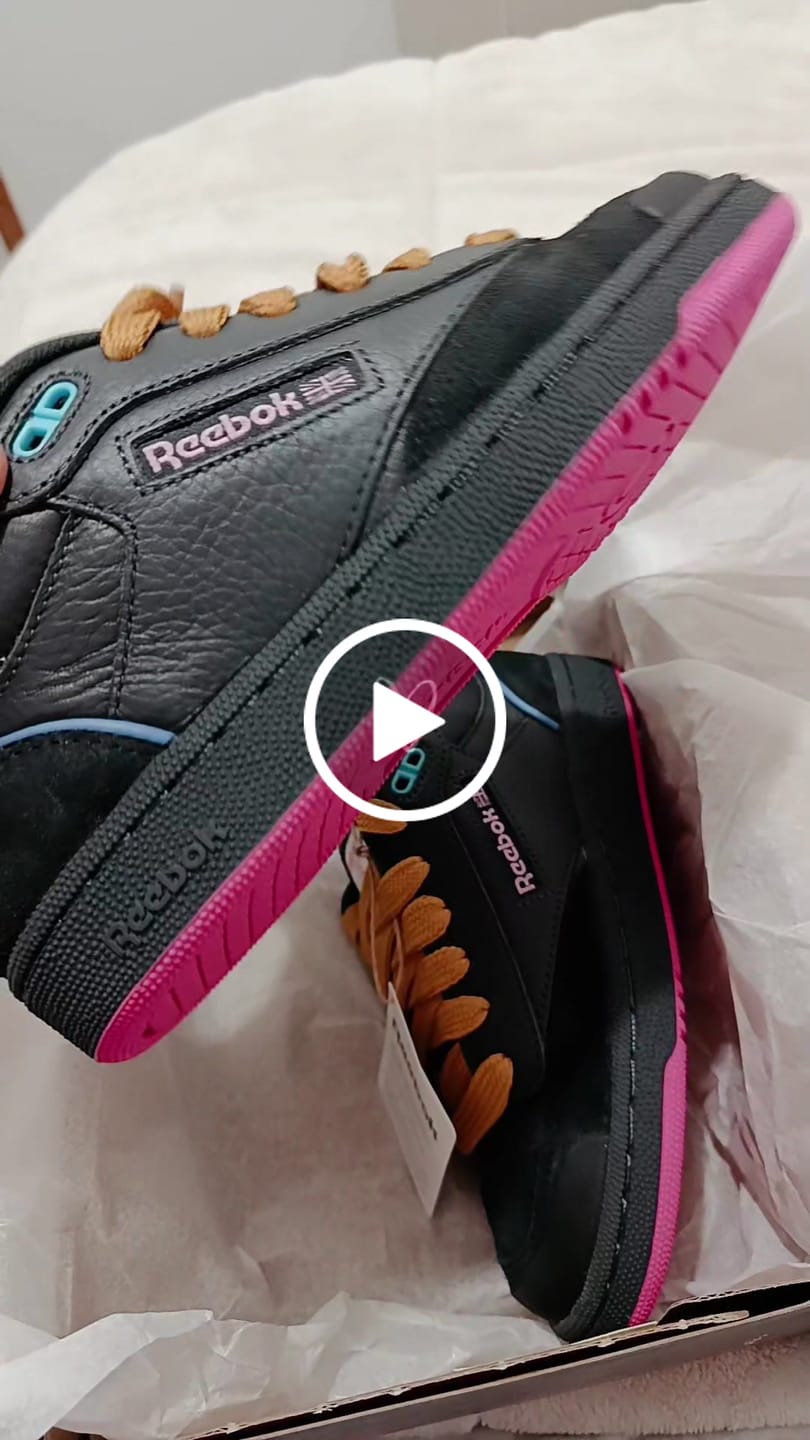 Customer video review of Zapatilla Reebok Club C Bulc Negro Mujer Negro