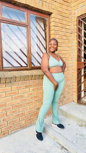 Customer photo review of Green Workout Two Piece Outfits Flare Pants Tracksuit Sets