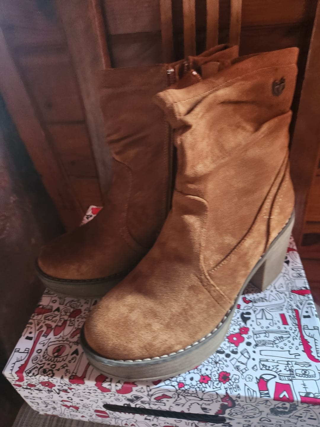 Customer photo review of Botin Taco Café Mujer C7330
