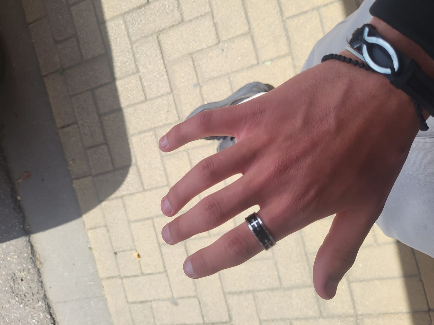 Customer photo review of Bague de l'Inquisition