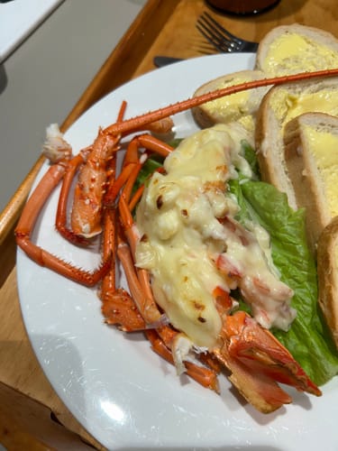 Customer photo review of Whole Red Crayfish Cooked (Tas)