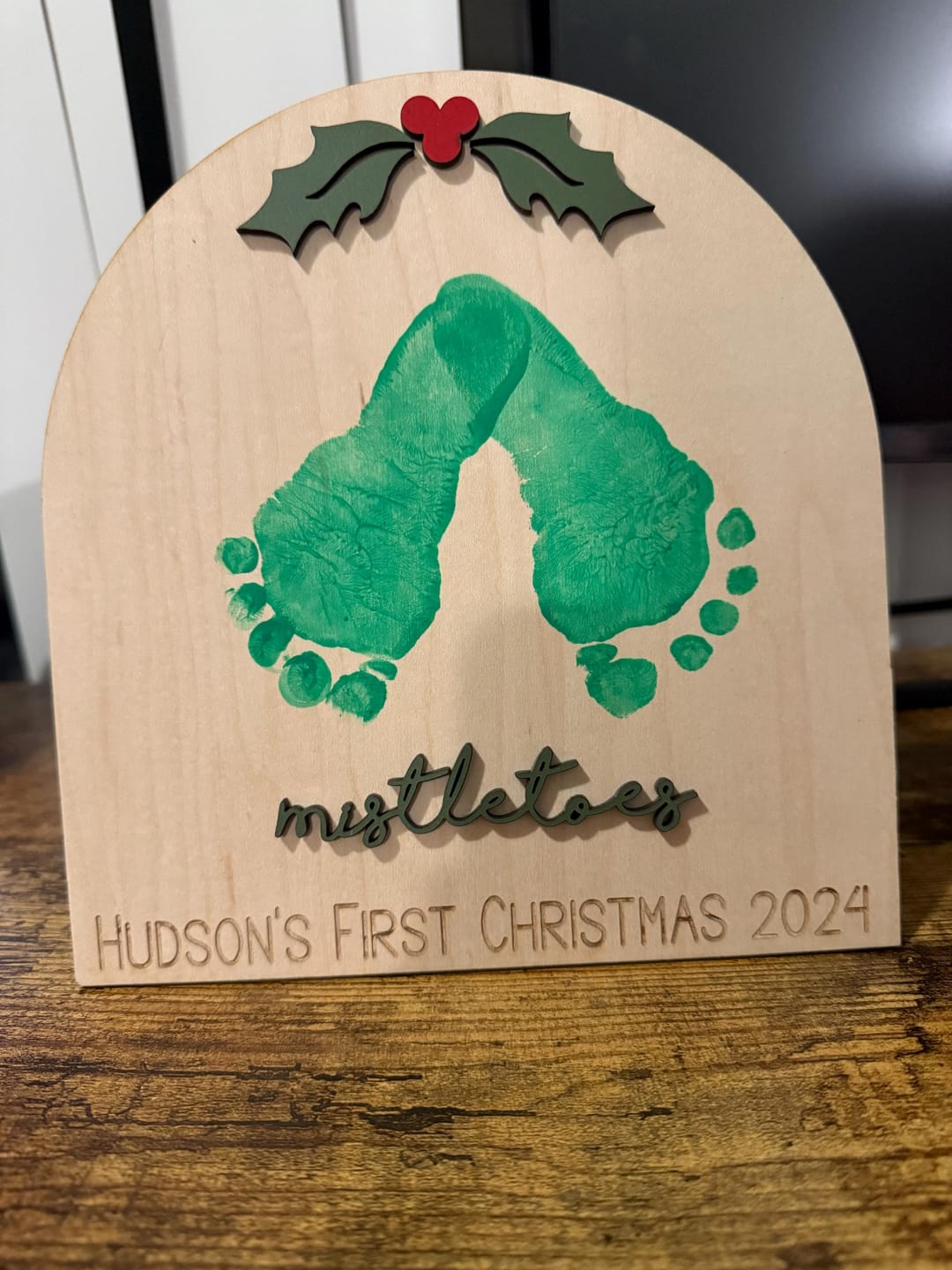 Customer photo review of Baby's First Christmas Mistletoe Footprint Craft