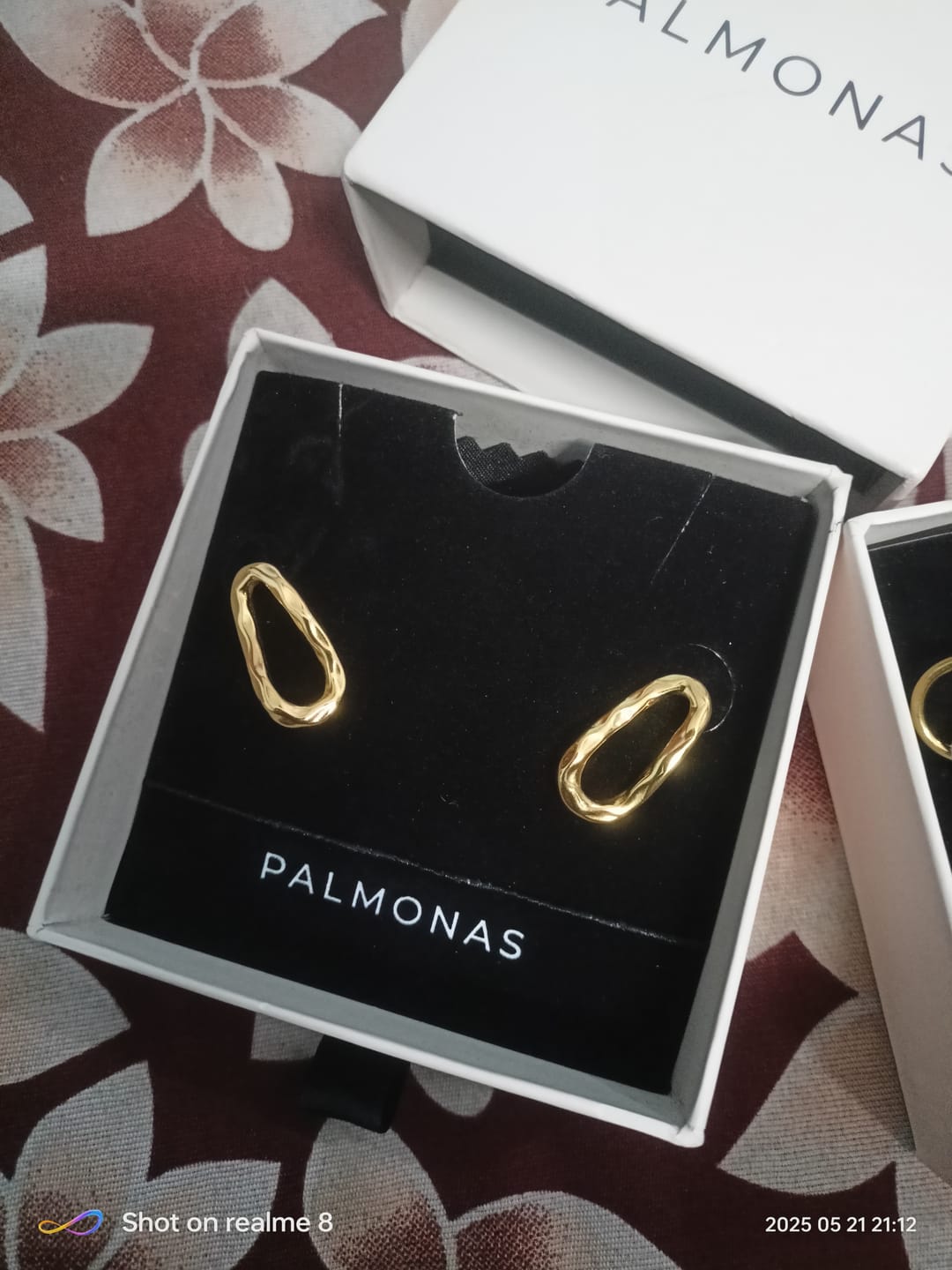 Customer photo review of Abstract Oval Earrings