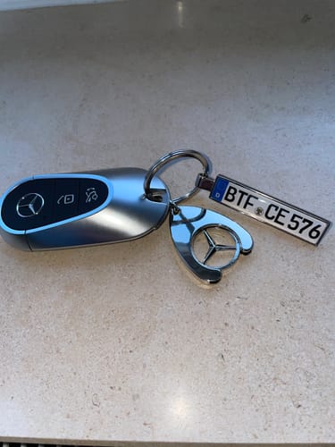 Customer photo review of Kennzeichen Schlüsselanhänger Mini Nummernschild Metall